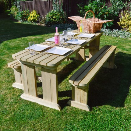 Tinwell Rounded Picnic Table And Bench Set