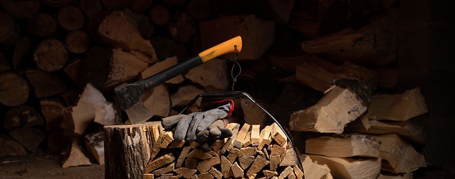 Tips For Storing Logs During The Winter Months 