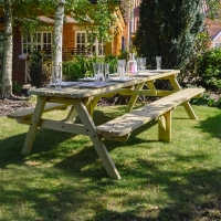 Oakham Rounded Picnic Bench