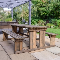 Tinwell Picnic Bench