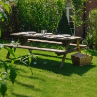 Oakham Rounded Picnic Bench