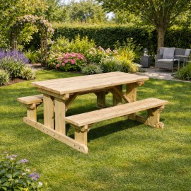 Tinwell Picnic Bench